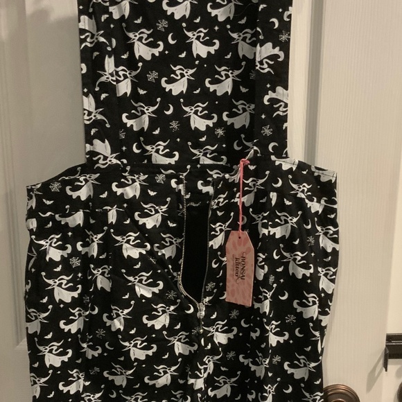 Nightmare Before Christmas Zero print jumper/overalls BNWT - Picture 5 of 6